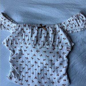 PacSun White Floral Off-Shoulder Crop Top